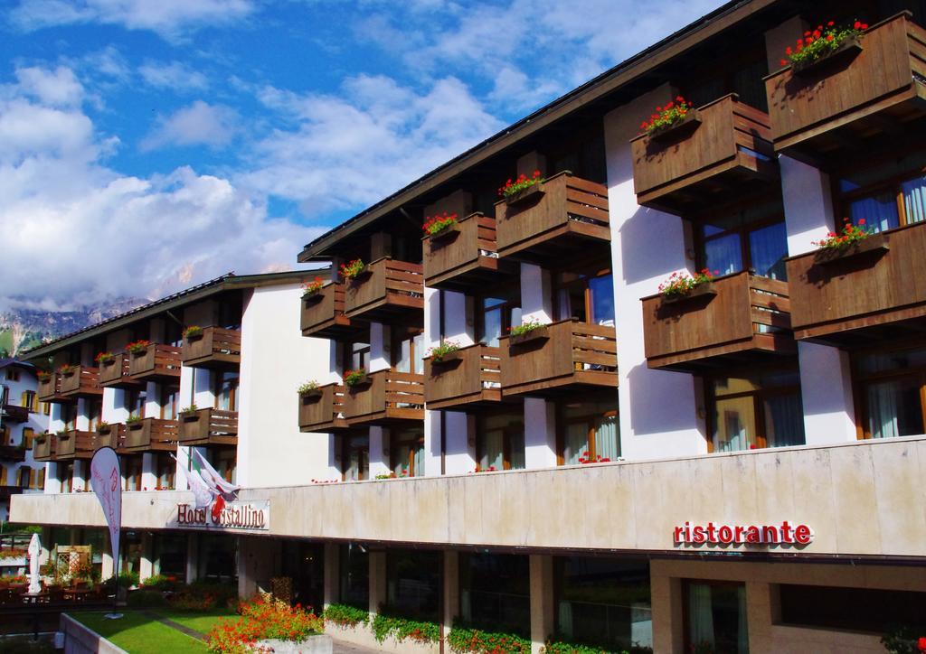 Hotel Cristallino D'Ampezzo Кортина д'Ампецо Екстериор снимка